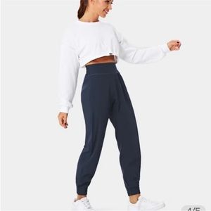 NWT halara pants size medium joggers